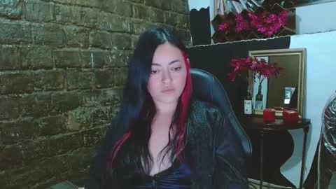 ladylunatikka online show from April 28, 1:47 am