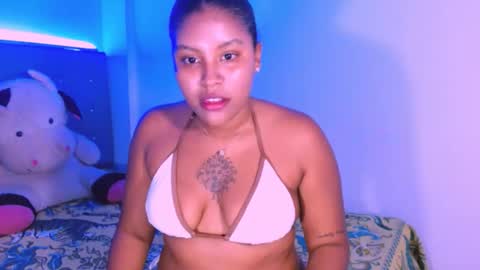 laura online show from March 13, 11:39 pm