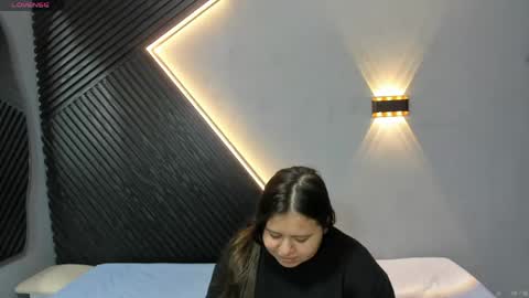    online show from April 28, 10:13 pm