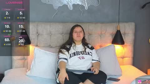    online show from December 22, 10:35 pm