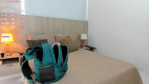 Laia Cruz online show from February 8, 7:28 pm