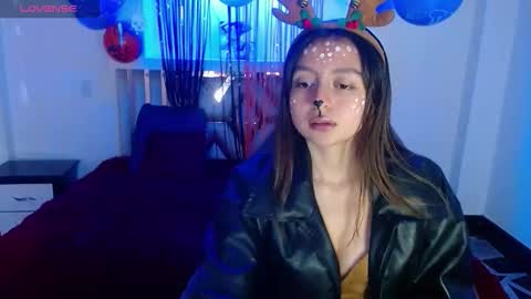 Lala clark online show from October 31, 12:42 pm