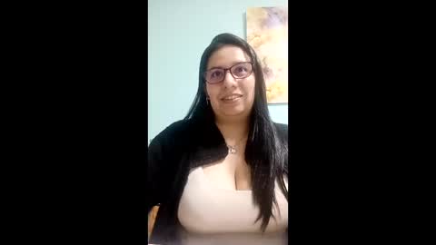 lalifriller online show from February 24, 7:45 pm