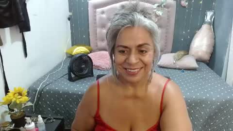 lalisha online show from April 23, 11:51 pm