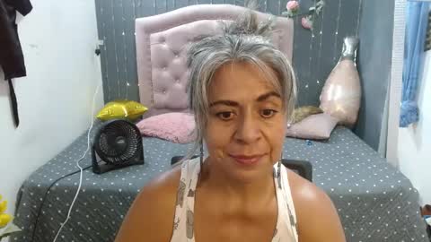 lalisha online show from April 25, 12:57 am