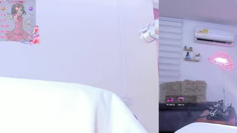 Lana online show from April 28, 9:13 am