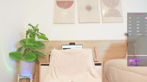 lana_kane_ online show from January 23, 12:41 pm