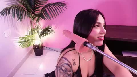 LANA online show from December 18, 4:06 am