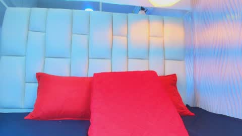 Vanessa  online show from April 24, 12:30 pm