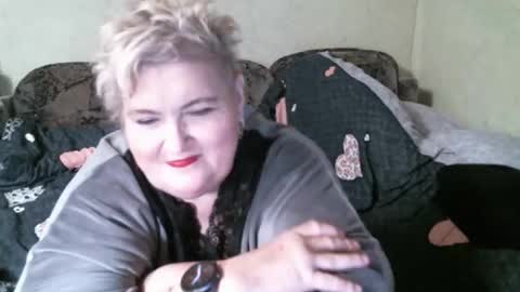 lanacat555 online show from March 21, 11:32 pm