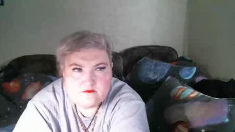 lanacat555 online show from April 15, 1:39 am