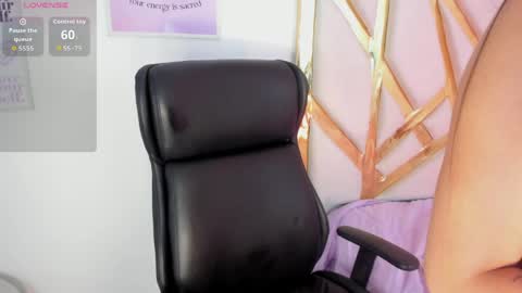 LanaJones online show from April 22, 1:41 pm