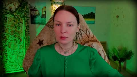 Lana Radiance online show from May 27, 10:34 am