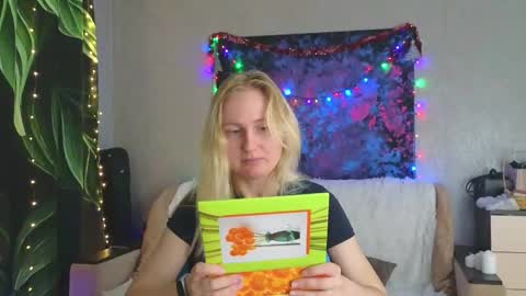 LanaviSmith online show from December 23, 6:17 am