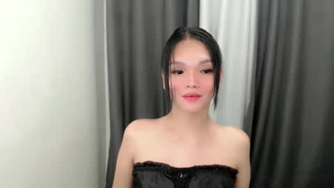 Snapshot of lanawyatt_ chatting on September 22, 6:17 pm lanawyatt_ online show from September 22, 6:17 pm