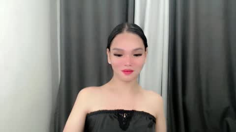 Snapshot of lanawyatt_ chatting on October 1, 6:13 pm lanawyatt_ online show from October 1, 6:13 pm