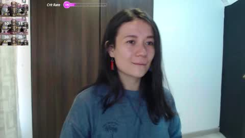 Snapshot of lanna_mills chatting on February 7, 1:32 pm Lanna online show from February 7, 1:32 pm
