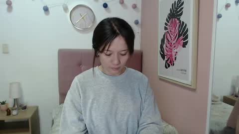 Lanna online show from April 21, 1:07 pm