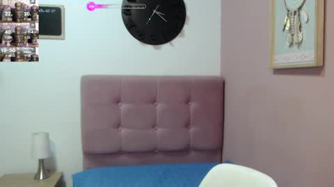 Snapshot of lanna_mills chatting on January 27, 1:30 pm Lanna online show from January 27, 1:30 pm
