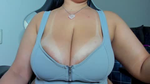 Lanna online show from January 13, 10:56 pm