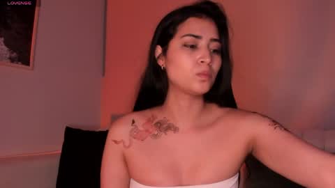 Lara Madisson online show from April 26, 5:49 am