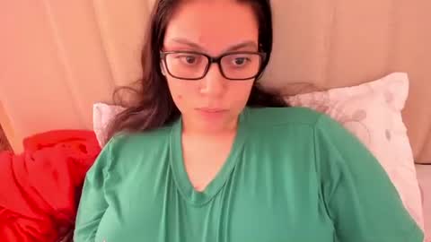 lara online show from April 21, 3:30 pm