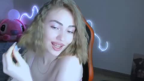 LaraKrein lk online show from February 13, 3:35 pm