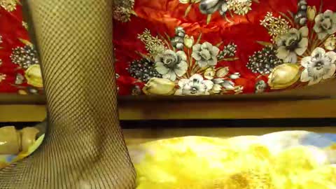 laralhotr online show from November 8, 7:19 pm