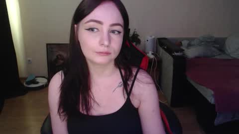 Laralianna online show from March 18, 9:47 am