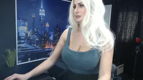 laras_moans online show from January 27, 11:54 am