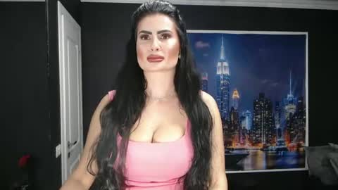 laras_moans online show from June 12, 8:44 am