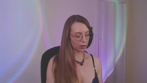 larawintersxxx online show from April 25, 9:01 pm