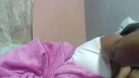 larissa645771 online show from April 25, 1:41 pm