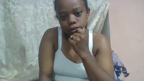 larissa645771 online show from April 26, 2:59 pm