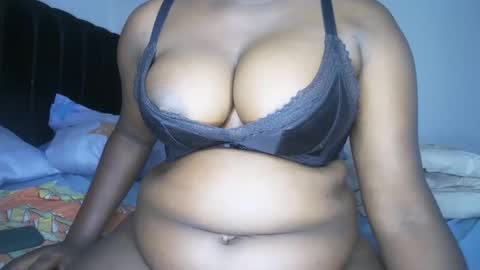 Snapshot of lasisi_ chatting on March 2, 10:37 am Lasisi online show from March 2, 10:37 am