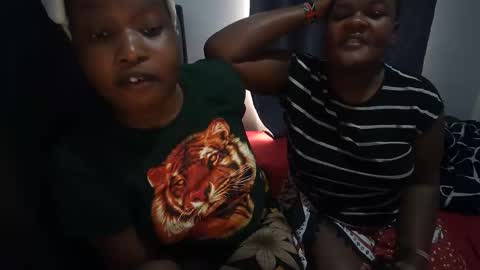 Snapshot of lasisi_ chatting on October 22, 7:46 am Lasisi online show from October 22, 7:46 am