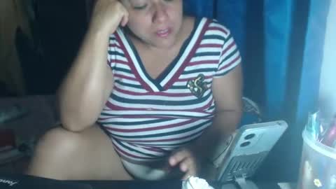 latin_big_boobs online show from April 28, 2:27 am