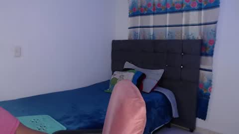 karen online show from June 24, 11:42 am