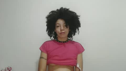 Snapshot of latinadreamy chatting on February 12, 10:14 am Latinacoka online show from February 12, 10:14 am