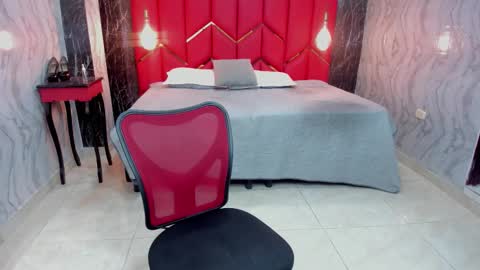 EMMA   online show from March 13, 6:20 pm