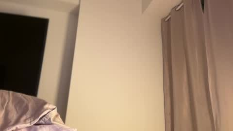 Hi -  online show from April 23, 3:58 am