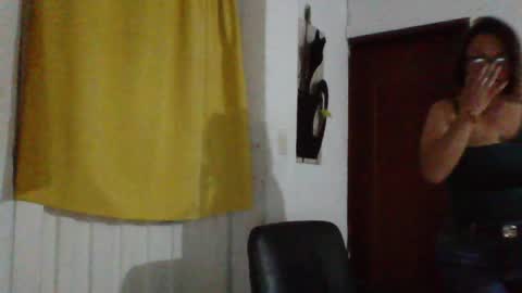 Laura online show from June 11, 12:32 am