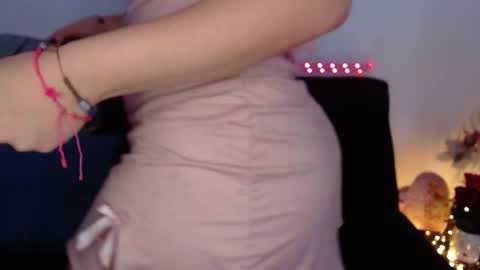 lau_24 online show from March 1, 7:46 pm