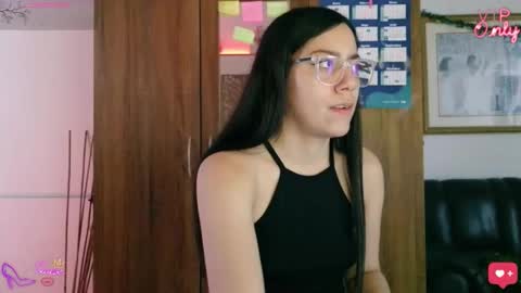 laujgray online show from March 14, 3:24 pm