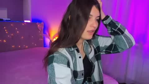 Laura online show from April 24, 5:10 am