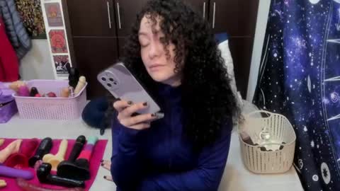  Wen  online show from April 24, 6:44 pm