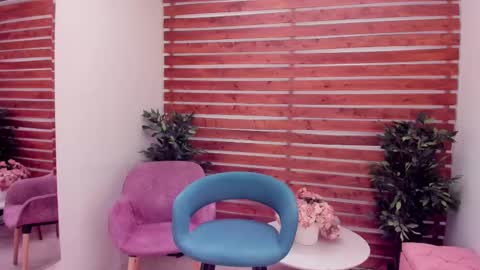 Laura Bonnet  online show from September 21, 2:16 pm