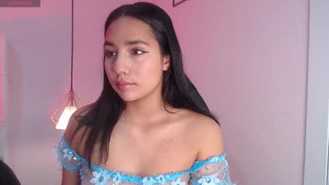 Snapshot of laura_golden1 chatting on October 23, 12:11 pm lLAURA online show from October 23, 12:11 pm
