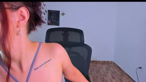 LauraIvy online show from July 22, 1:34 pm