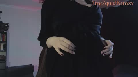 Miss Laura online show from December 3, 11:12 am